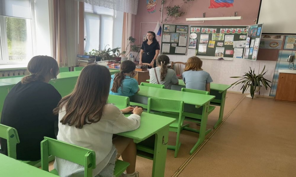Госавтоинспекторы провели уроки безопасности в лагерях Владимирской области