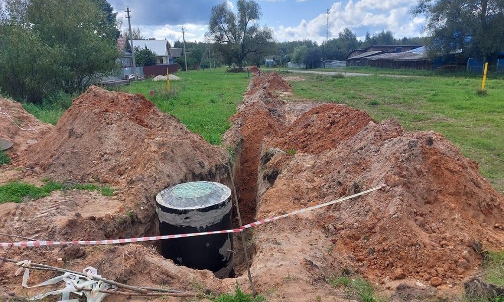 В Селивановском районе проложили почти 3000 метров труб