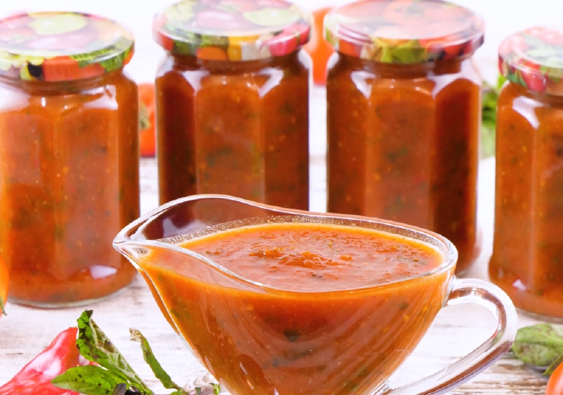 Забудьте про магазинный кетчуп: простой рецепт густой томатной пасты - идеальный соус для любых блюд