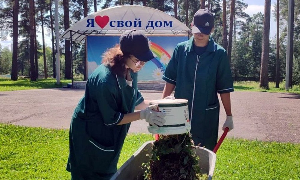 Почти 4 тысячи подростков во Владимирской области трудоустроили за лето