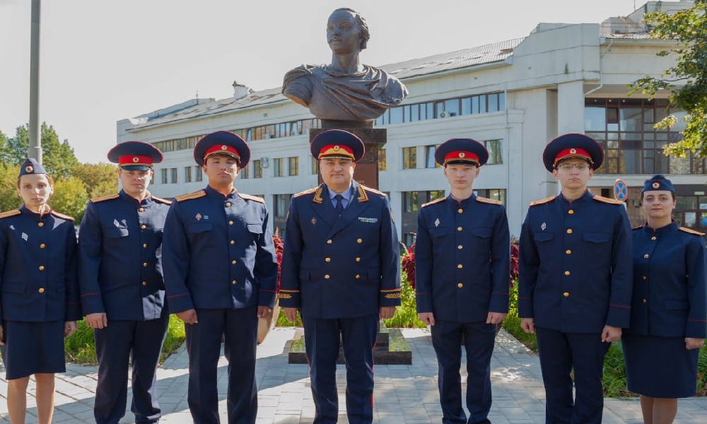 Шесть новых следователей начали службу во Владимире