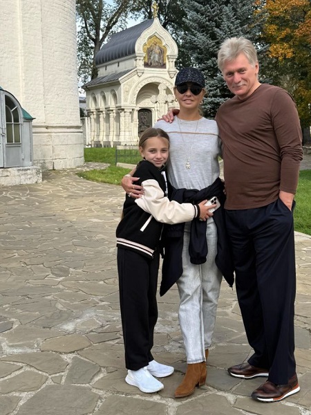 Дмитрий Песков с семьей отдохнул в Суздале