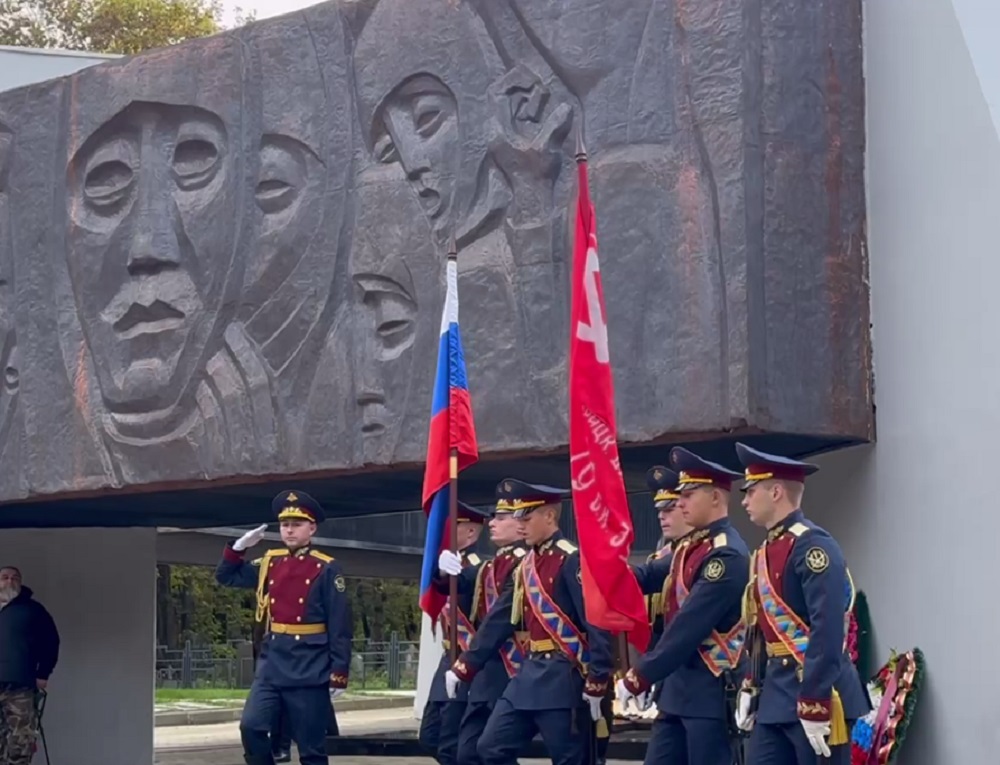 Владимирские школьники заступили на Вахту Памяти у Вечного огня