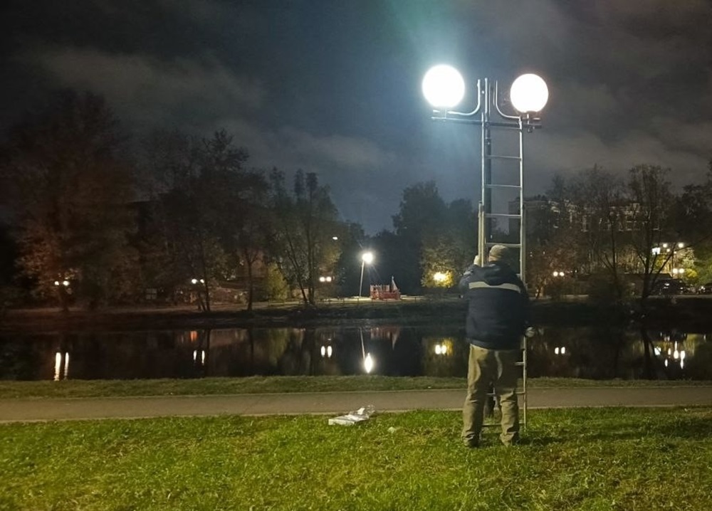 Во Владимире вернули освещение на Соловьином пруду