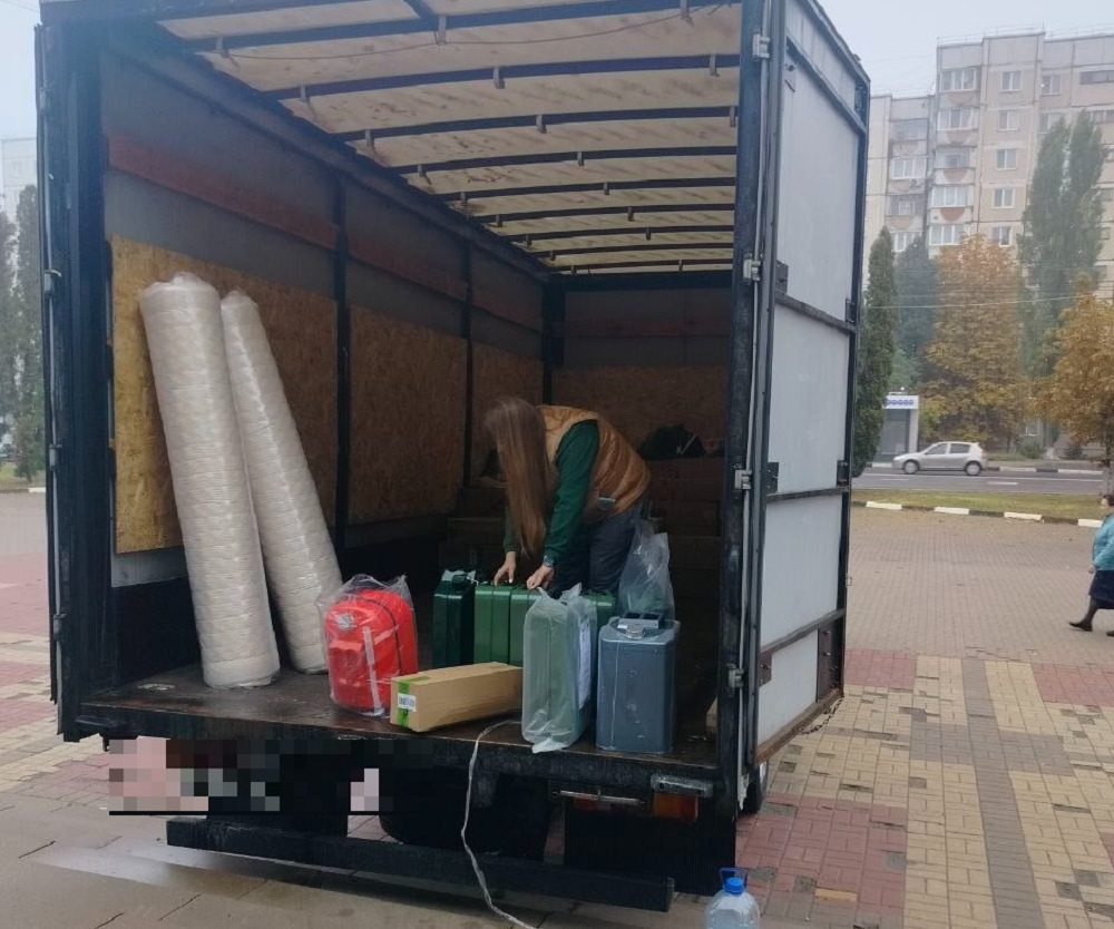 Владимирцы собрали вторую фуру помощи для белгородских семей