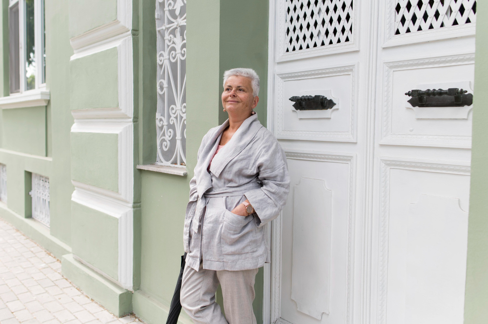 Что должно быть в гардеробе у женщины за 60? Забудьте о страхах и предрассудках