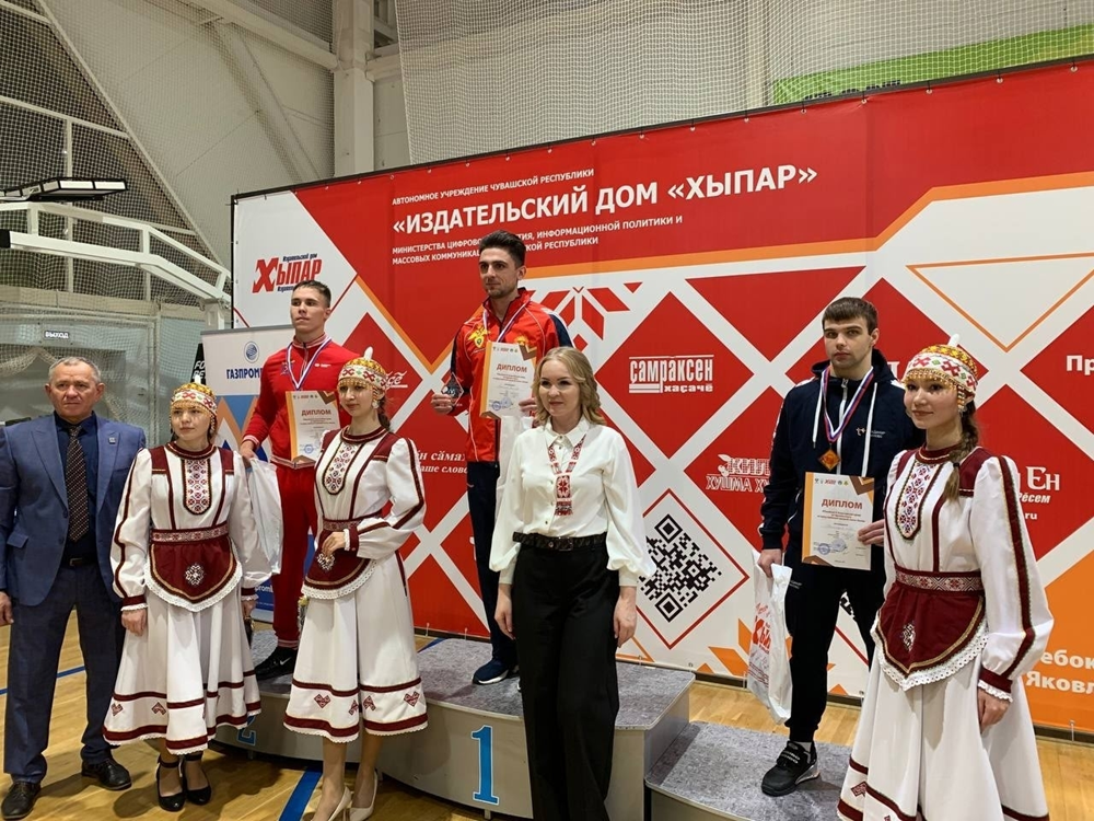 Трое владимирцев взяли награды на всероссийских соревнованиях по гиревому спорту